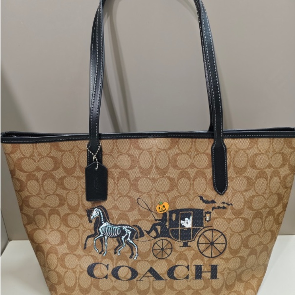 Coach City Tote Halloween Horse And Carriage Bag Purse